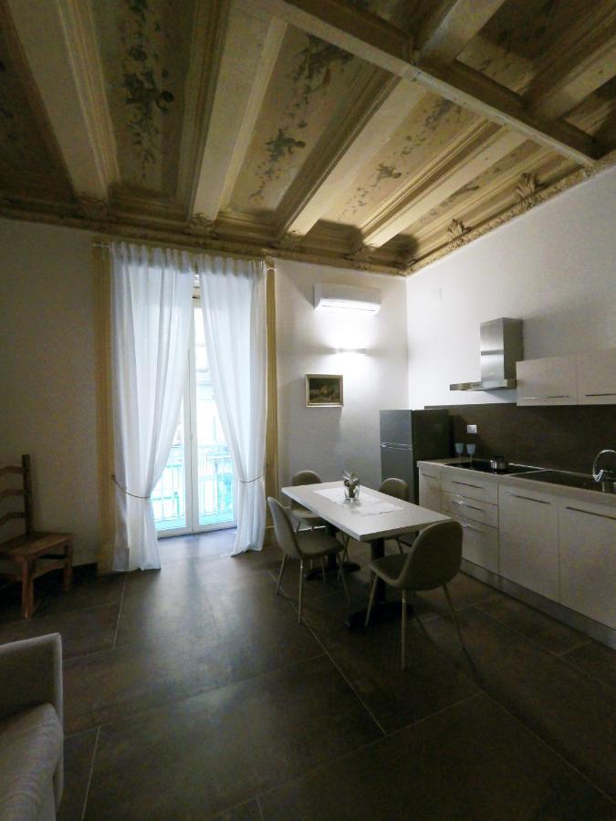Questo Rinascimento Casa Newman ナポリ エクステリア 写真